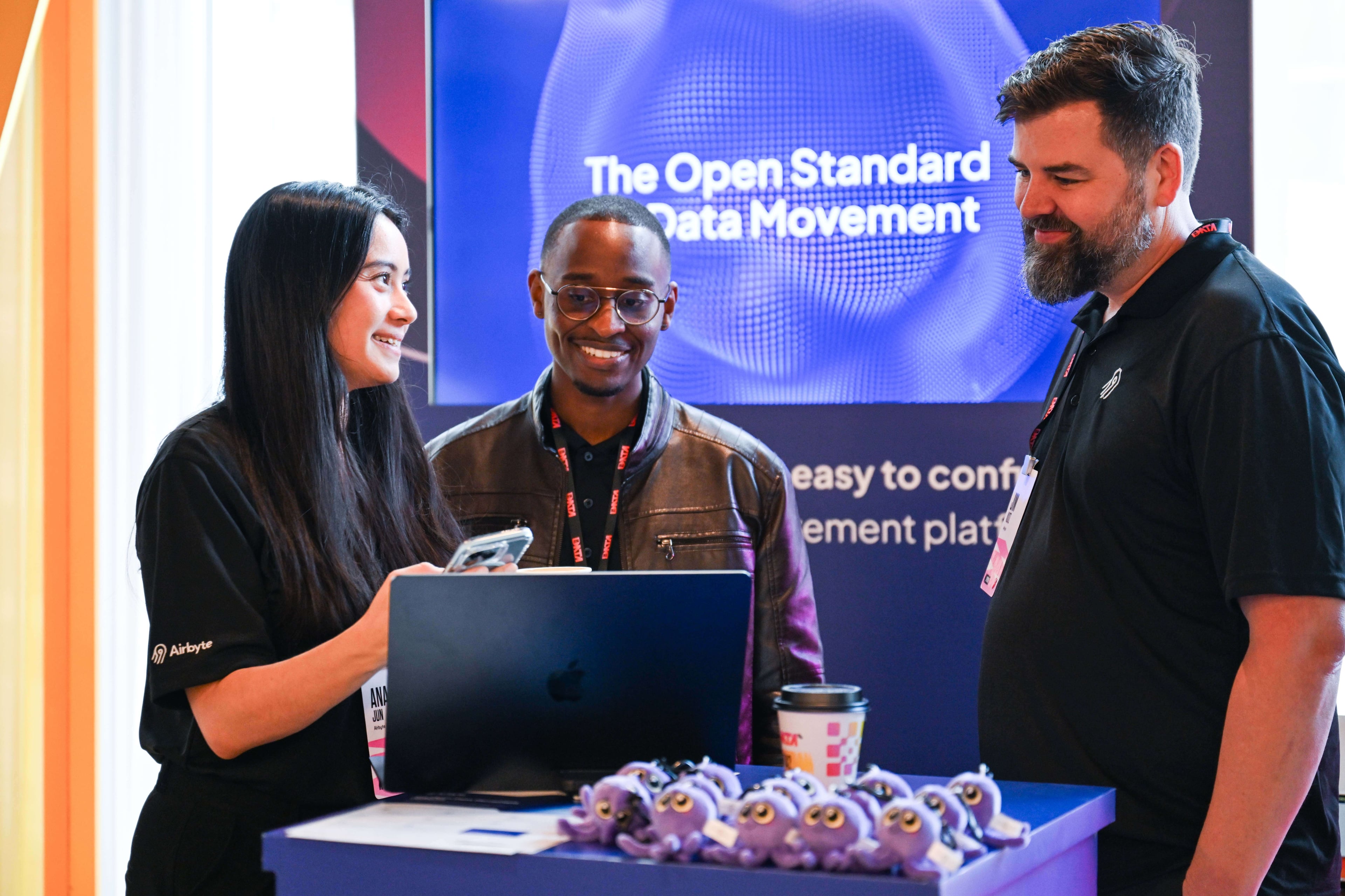 Small Data 2025 Photo 1-30