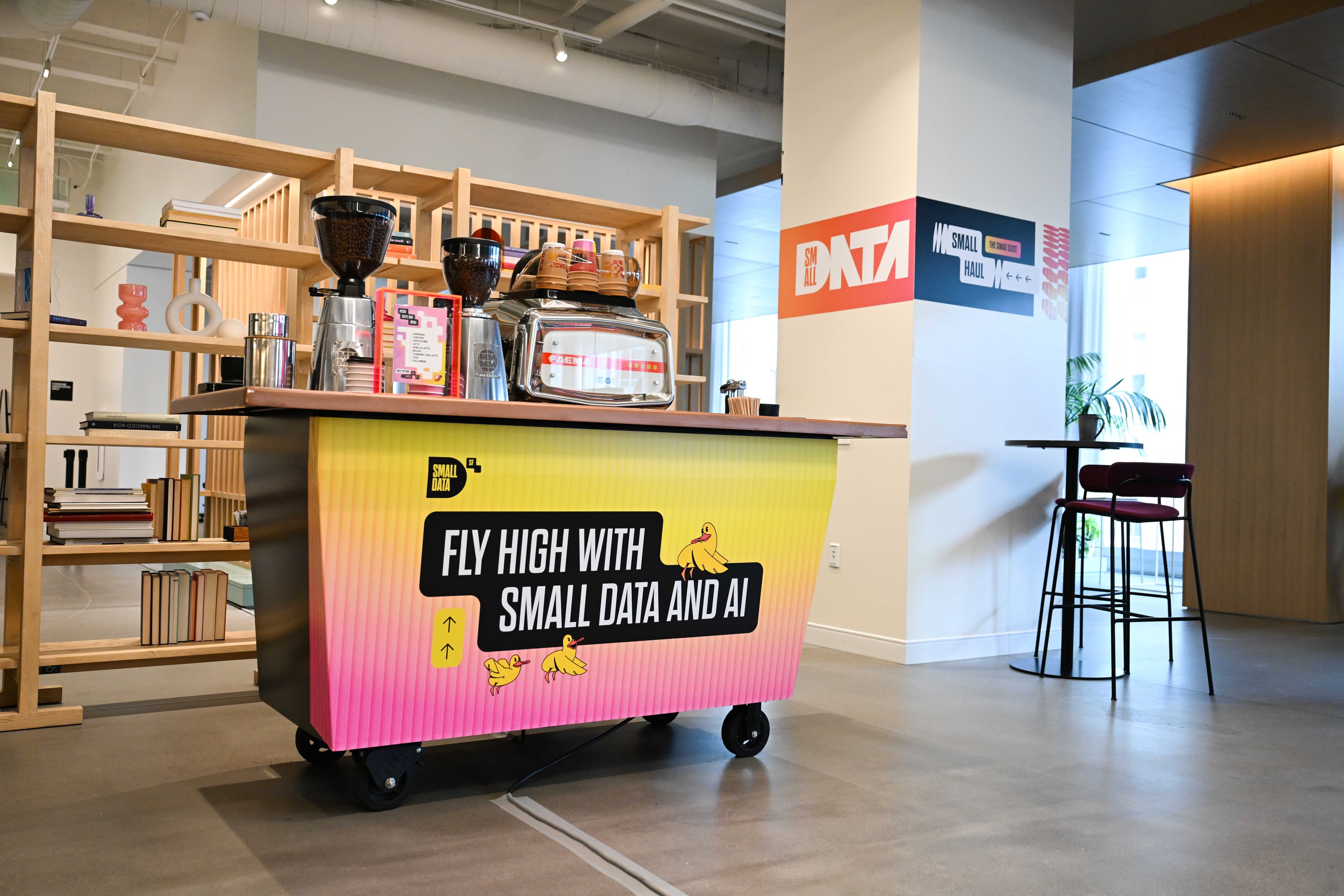 Small Data 2025 Photo 1-5