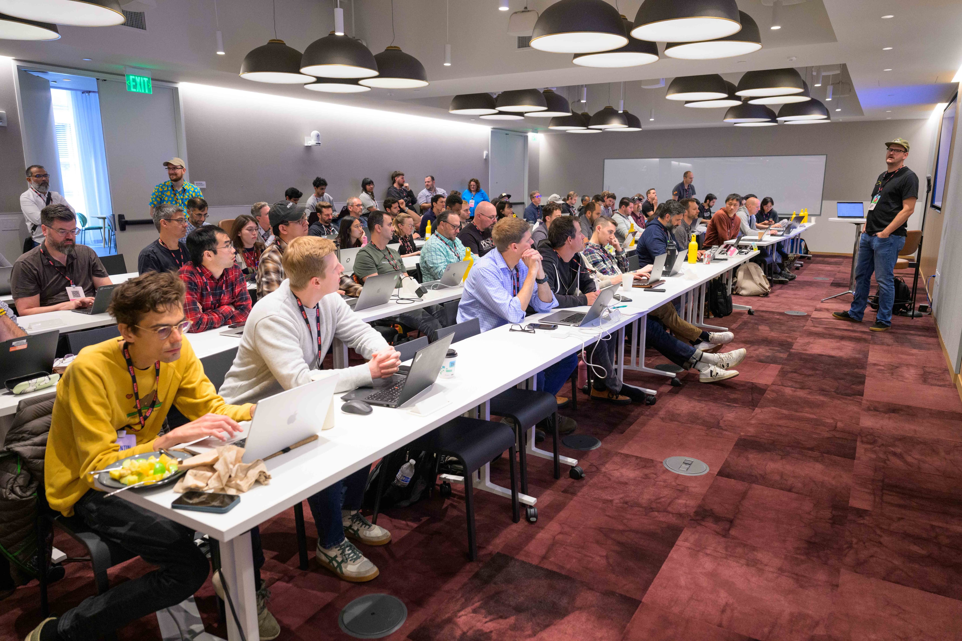 Small Data 2025 Photo 2-6